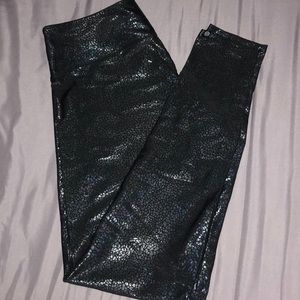 Onzie Black Pebble Leggings